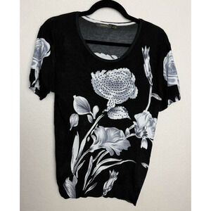 Radzoli Women's Short Sleeve Black Top White Floral Beaded Detail Size XL